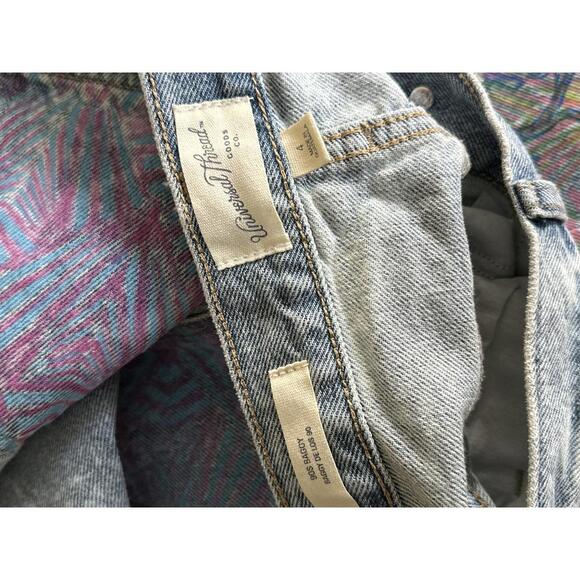 Women's Artistic Hand-Painted Distressed Acid Wash Jeans | Size 4 - Picture 6 of 9